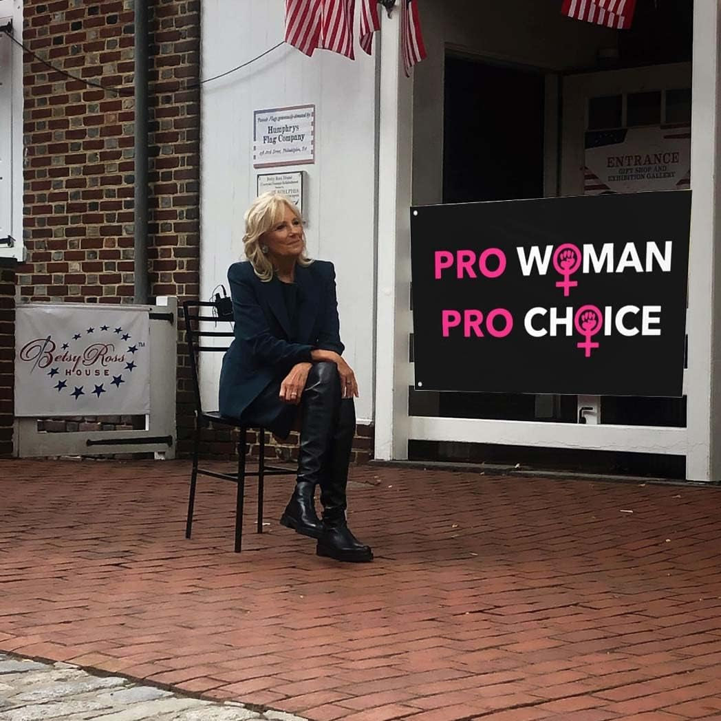 Pro Choice Flag Pro Woman Rights Flag Don'T Tread on My Uterus Garden Yard Flag Indoor Outdoor Home Decor and Protest March Banner with 2 Brass Grommets - Bluck